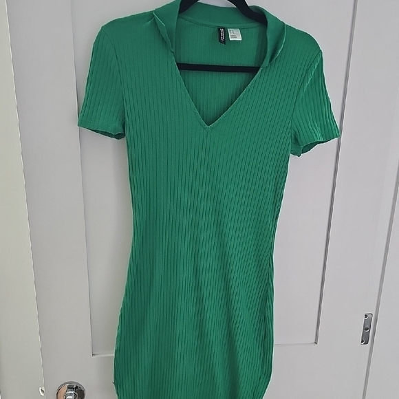 H&M Green Ribbed Dress Size M - Picture 1 of 5